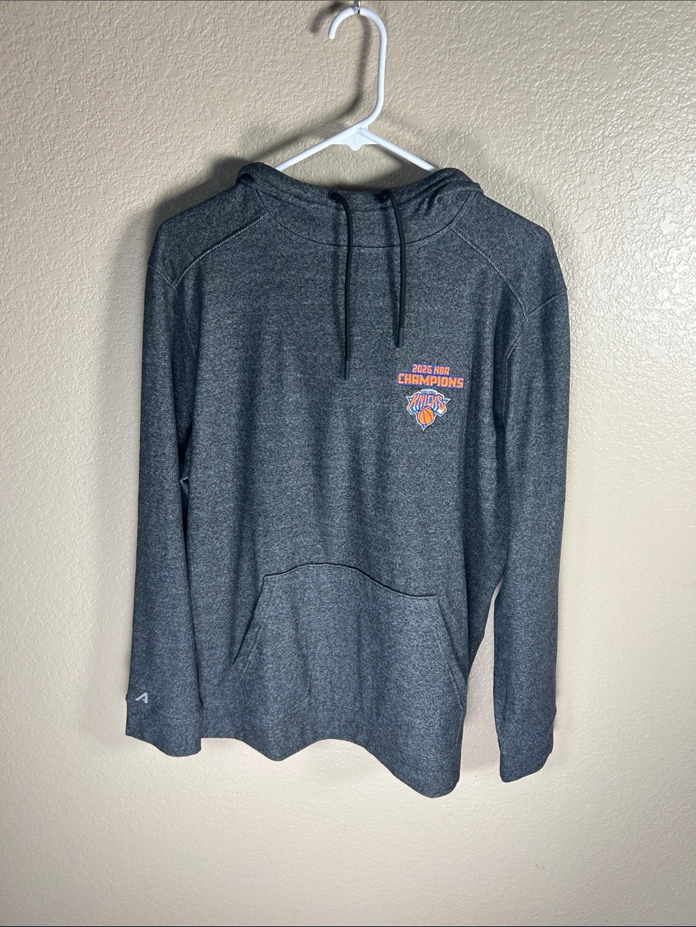 2026 NBA Champions New York Knicks Dark Gray Hoodie Large NWT